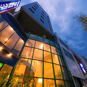 https://heiwadai-hotel-five.fukuoka-hotels.net